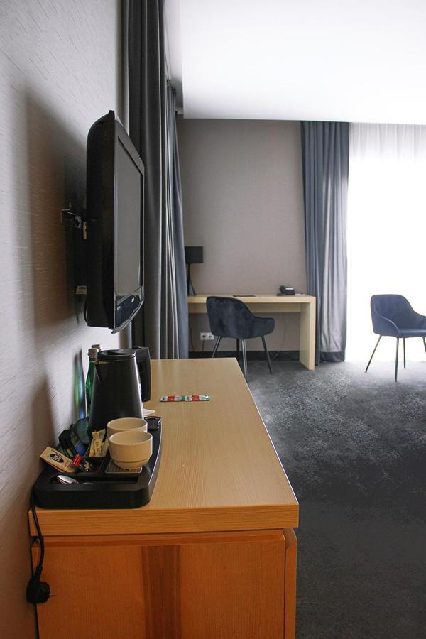 Willa Port Art&Business Ostróda Exterior foto A room at the hotel