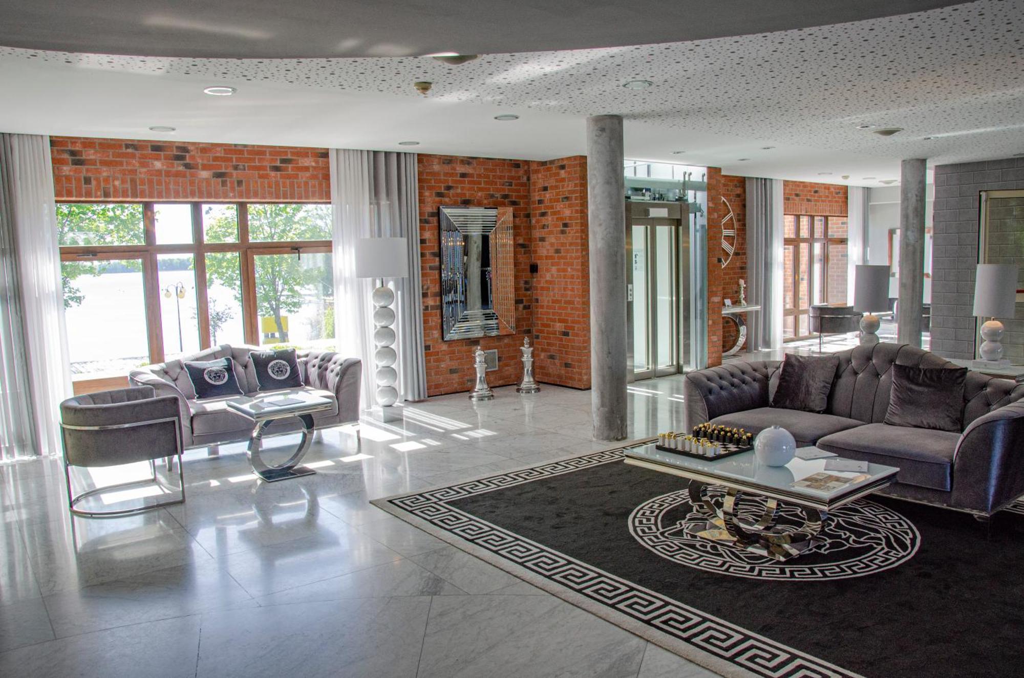 Willa Port Art&Business Ostróda Exterior foto Interior of the hotel
